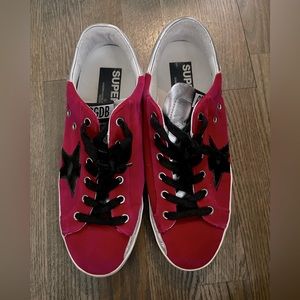 Pink golden hood superstars. Size 39 very lightly worn.